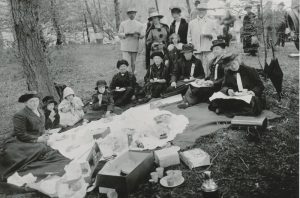 Henry Pittock at a Royal Rosarian picnic